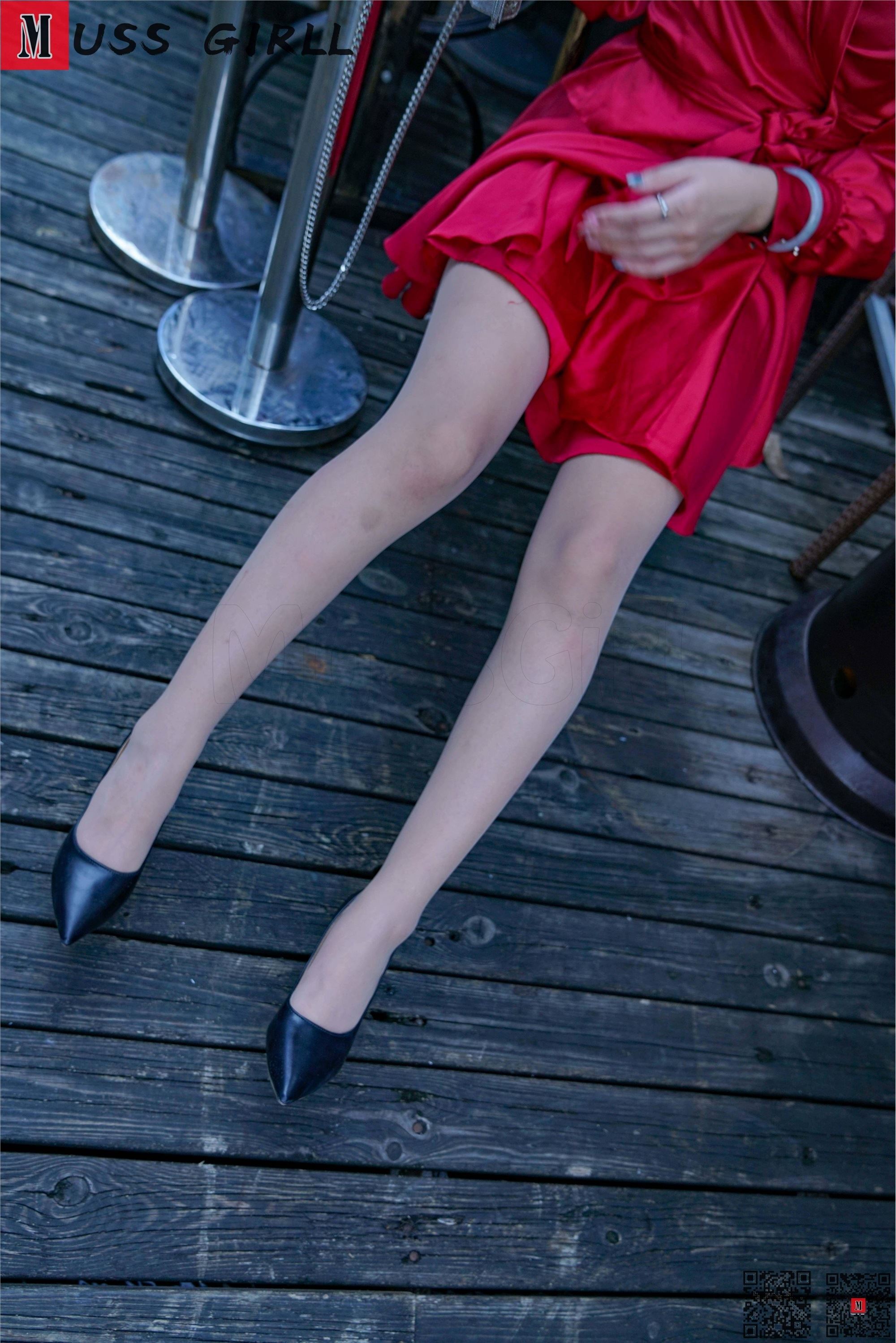 MussGirl慕丝女郎  NO.174 丝袜红裙